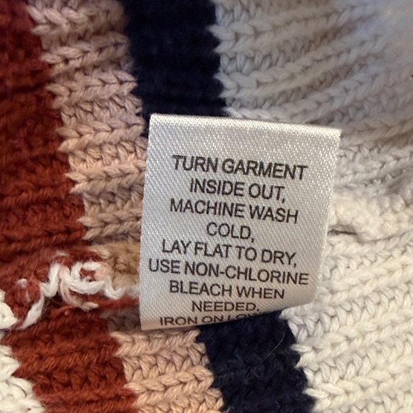 La Hearts Rust and Cream Knit Sweater - Picture 7 of 12